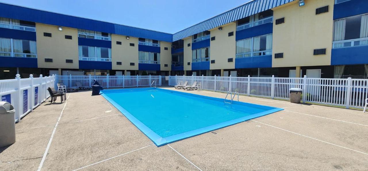 Days Inn By Wyndham Fort Wright Cincinnati Area Luaran gambar