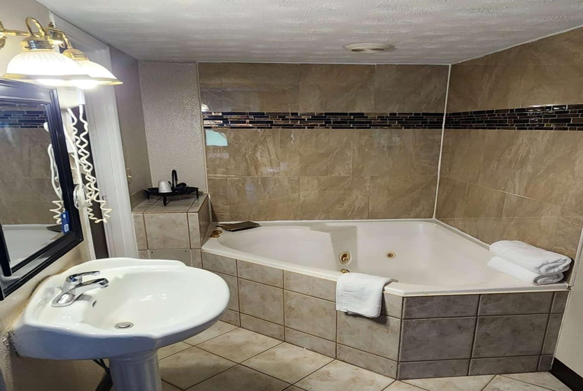 Days Inn By Wyndham Fort Wright Cincinnati Area Luaran gambar
